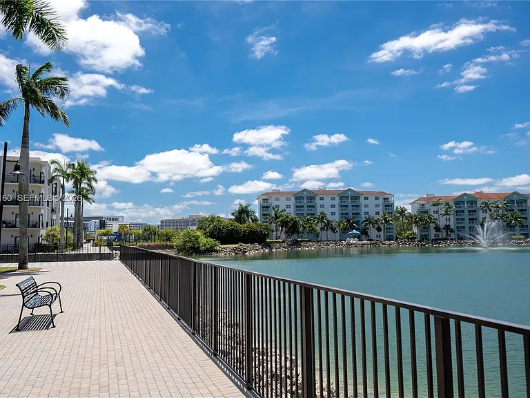 4640 SW 84th Ave #12 — Photo 34
