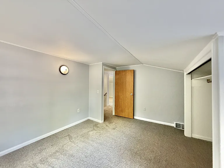 330 Lincoln St #1 — Photo 13