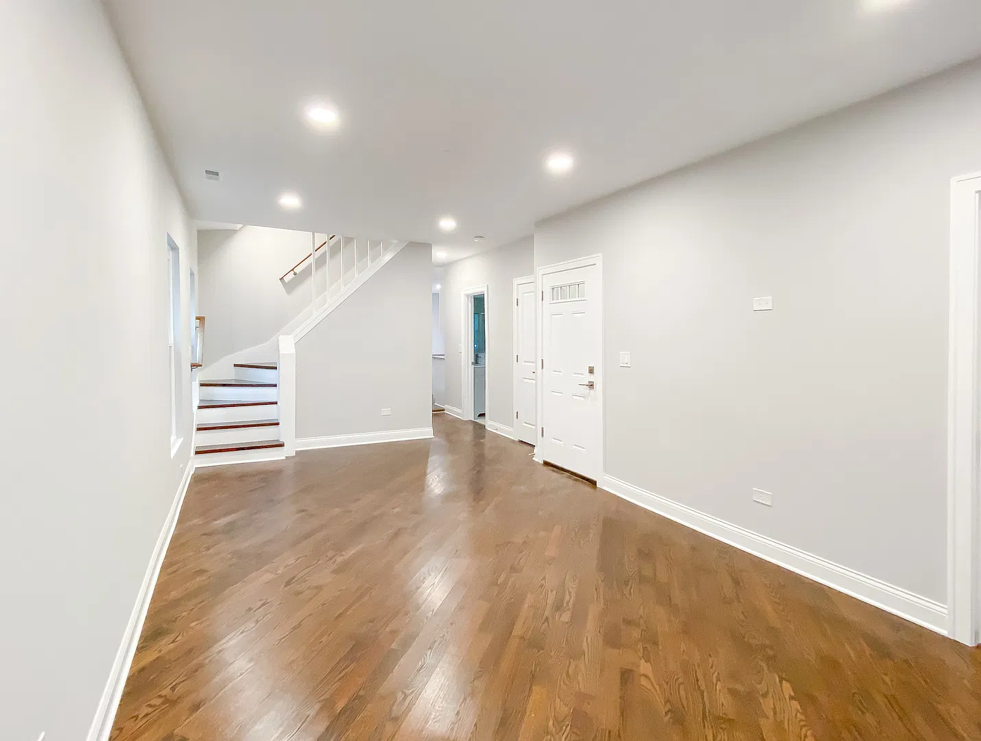 4 bed, $3,700 — Photo 4
