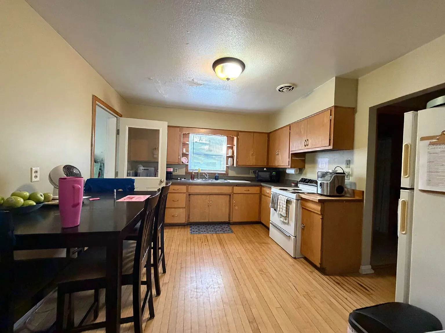 4 bed, 1.0 bath, 1780 sqft, $495 — Photo 3
