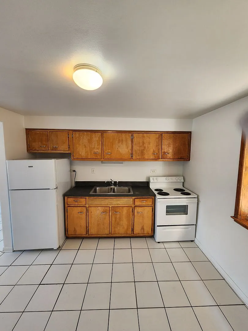 Frances Gustafson 2740 — Photo 3