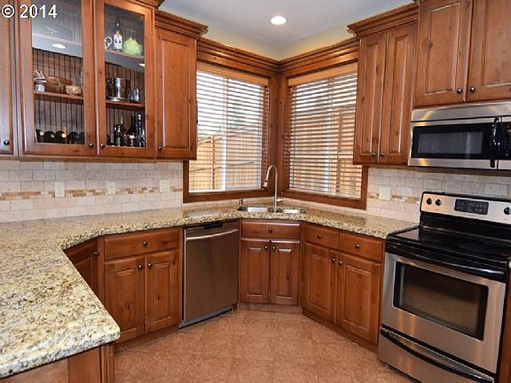2nd image of 4813 NE 50th Ct