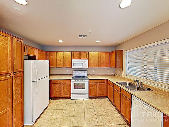 5th image of 2013 W Allens Peak Dr