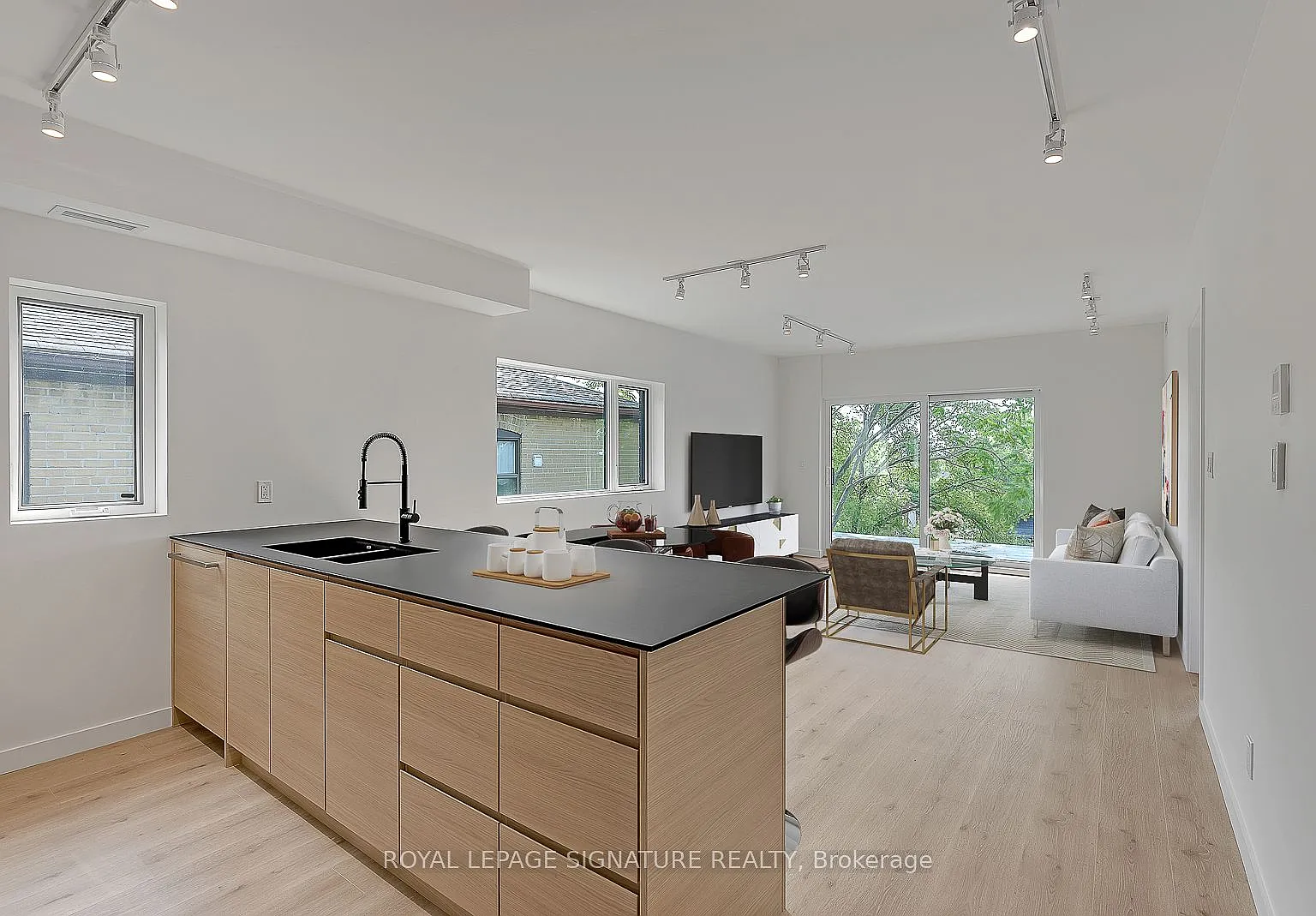 2 bed, $3,750 — Photo 1