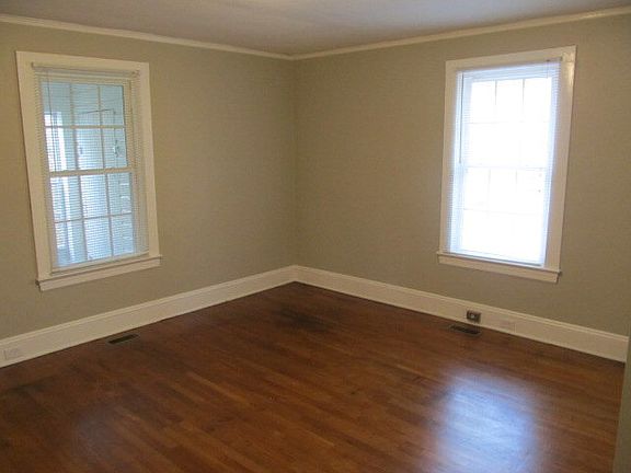 5th image of 178 Rocklawn Ave
