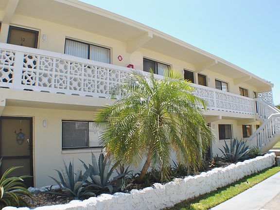 2nd image of 3600 Ocean Beach Blvd APT 10