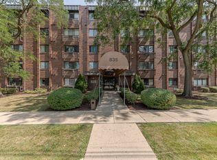 835 Pearson St APT 303, Des Plaines, IL 60016