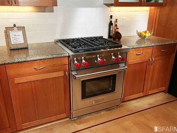 5th image of 1601 Pacific Ave APT 202