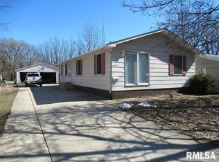 3420 Moorgate Dr, Springfield, IL 62703