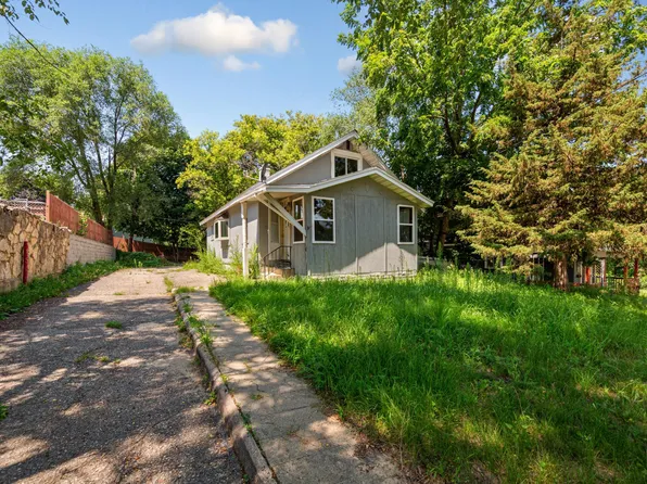 603 11th Ave NE, Rochester, MN 55906