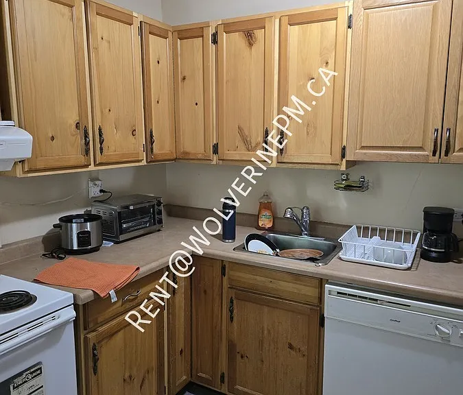 168 Arkell St #3 — Photo 13
