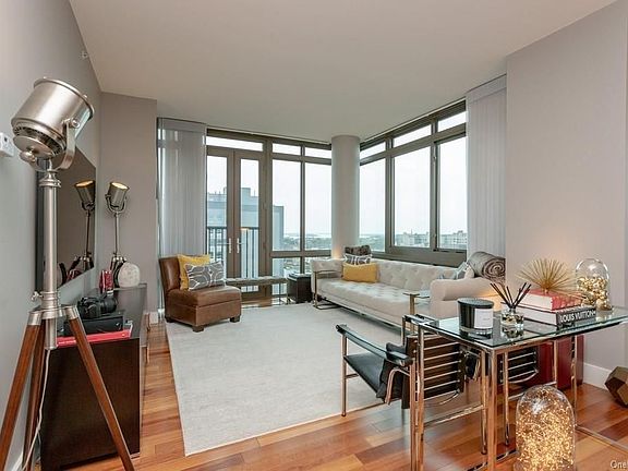 2nd image of 175 Huguenot St Unit 1406