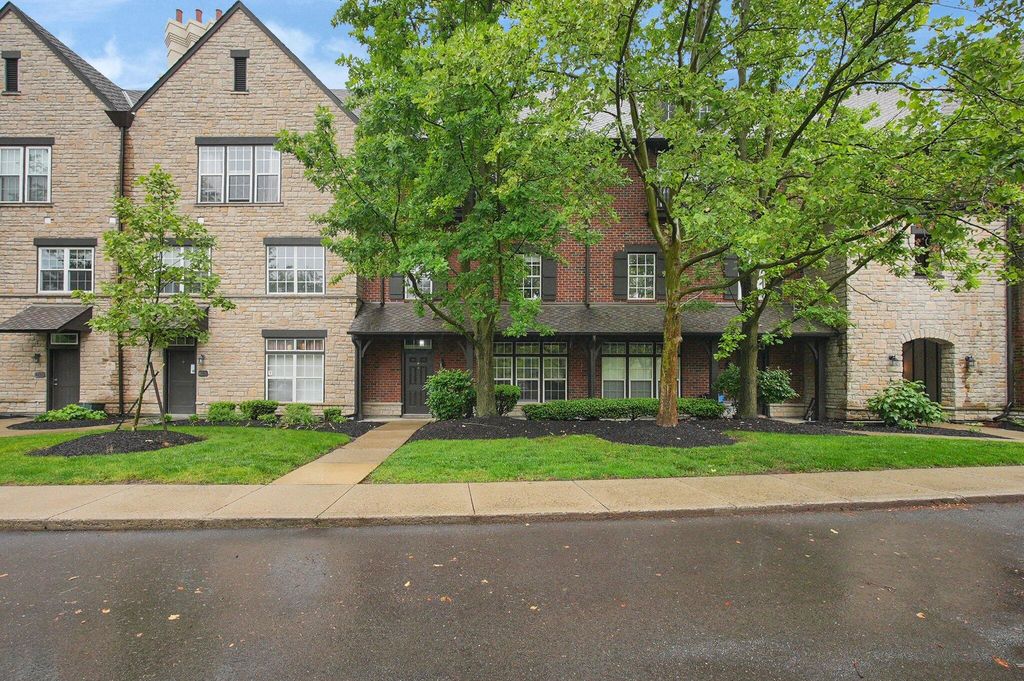 Real estate listing image