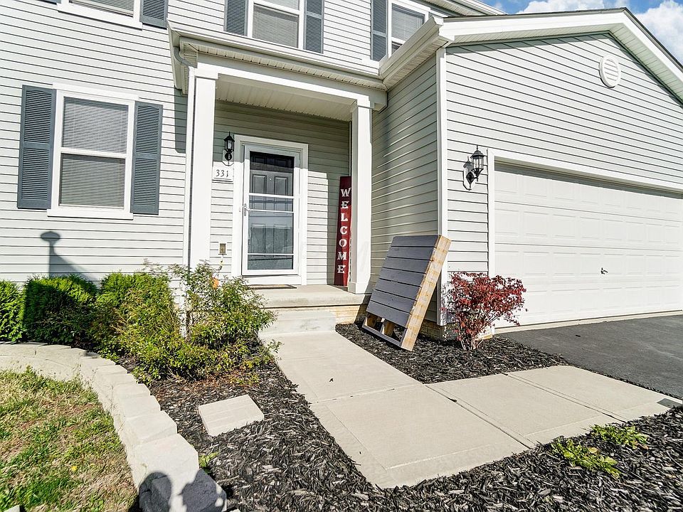 1st image of 331 Glen Crossing Dr