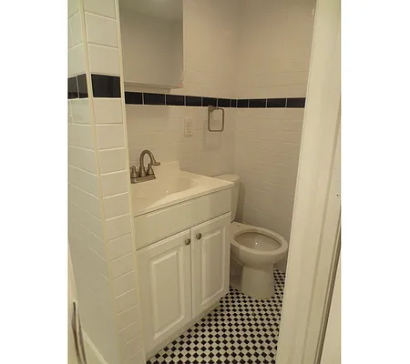 Rented by Block & Lot Real Estate | media 8