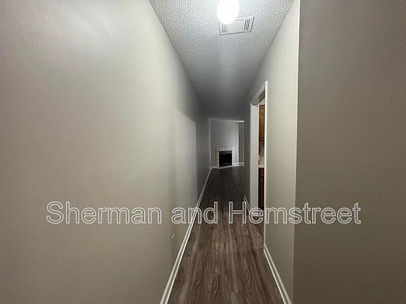 4th image of 322 Commons Dr Unit 322
