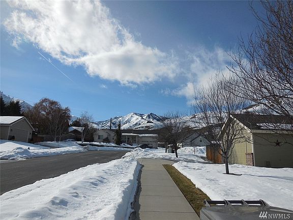 5th image of 316 Canyon Creek Dr