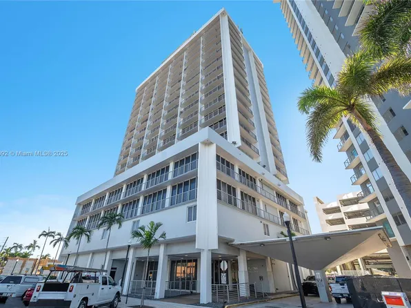 1720 Harrison St #14A, Hollywood, FL 33019