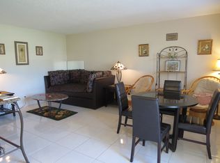 122 Lyndhurst #F, Deerfield Beach, FL 33442