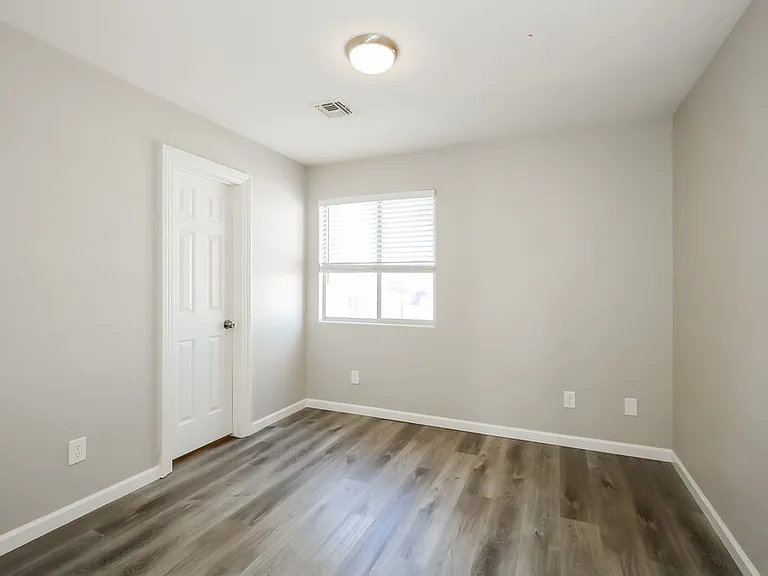 3927 Blue Coral Dr — Photo 13