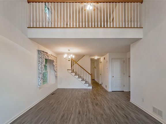 4th image of 207 Ridings Cir #207