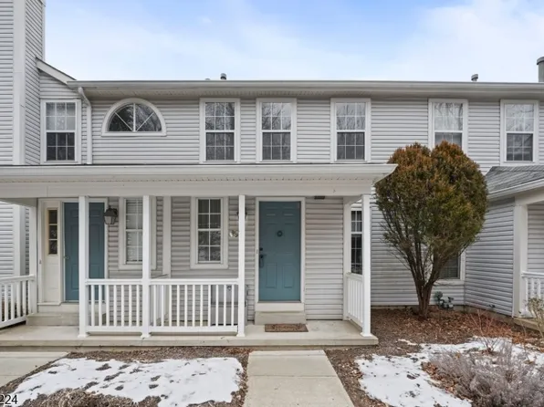 18 Green Heron Dr, Allamuchy Twp., NJ 07840