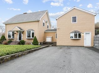 6 Margin Street Ct, Peabody, MA 01960