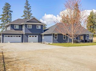 3350 Larkspur Ct, Kelowna, BC V1W4S7