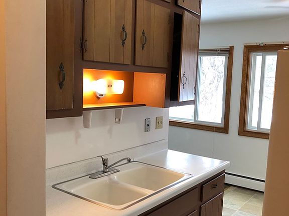 4th image of 9916 Nicollet Ave S APT 6