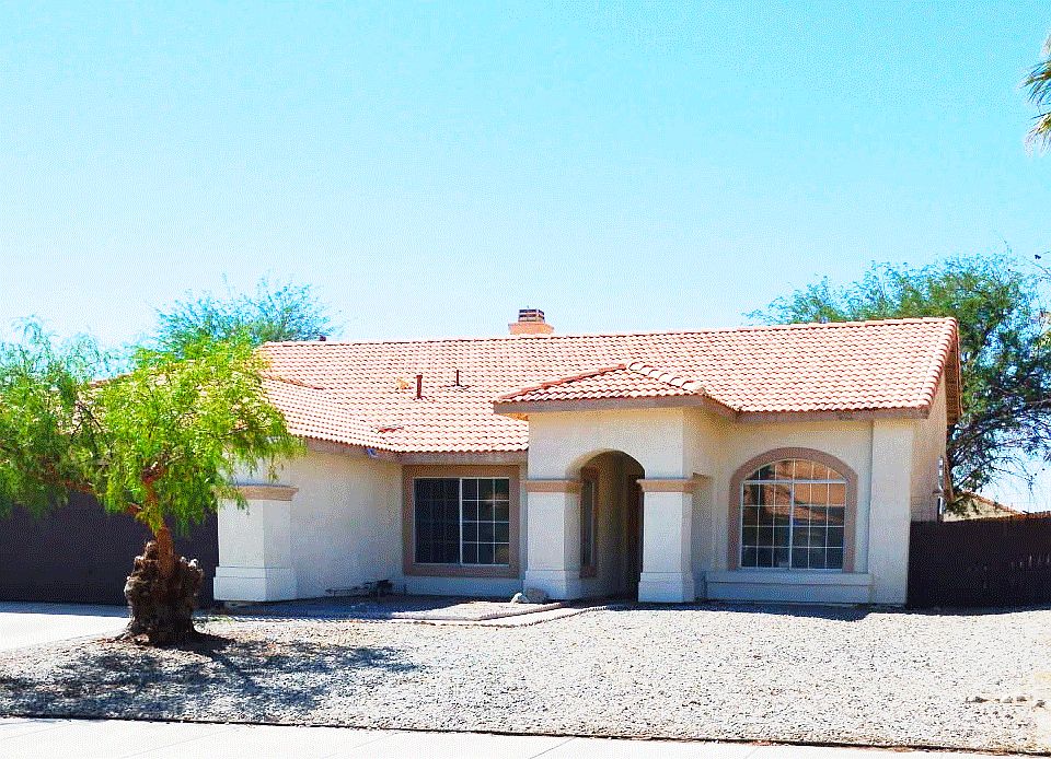 1st image of 65581 Avenida Dorado