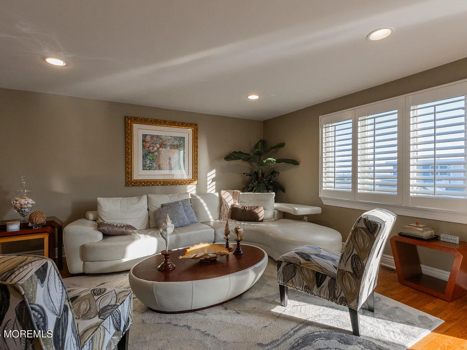 3 bed, 1200 sqft, $2,400 — Photo 3
