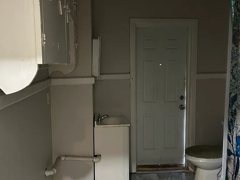 628 Orville Ave #3 — Photo 7
