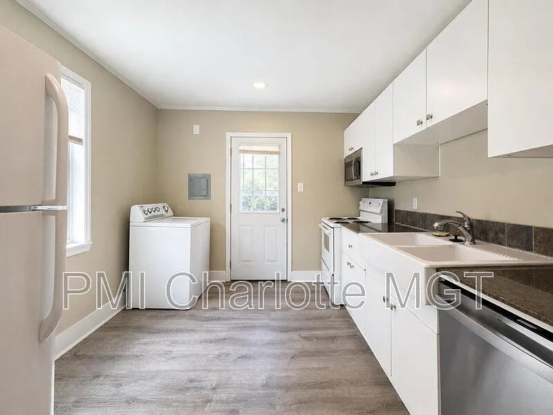 2 bed, 1.0 bath, 747 sqft, $1,125 — Photo 3