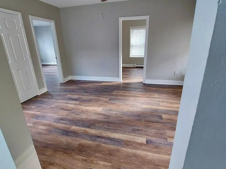 65 Boswell Ave — Photo 8