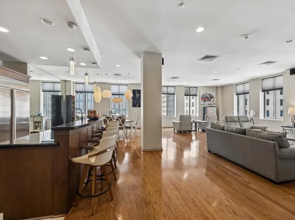 914 Main St Unit 801, Houston, TX 77002