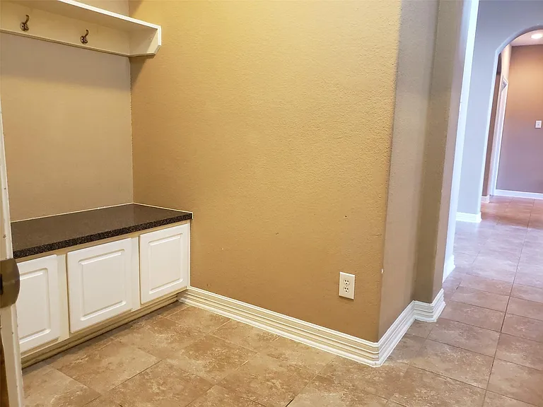 3607 Cat Springs Ln — Photo 34