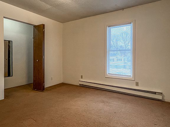 4th image of 515 White St #5