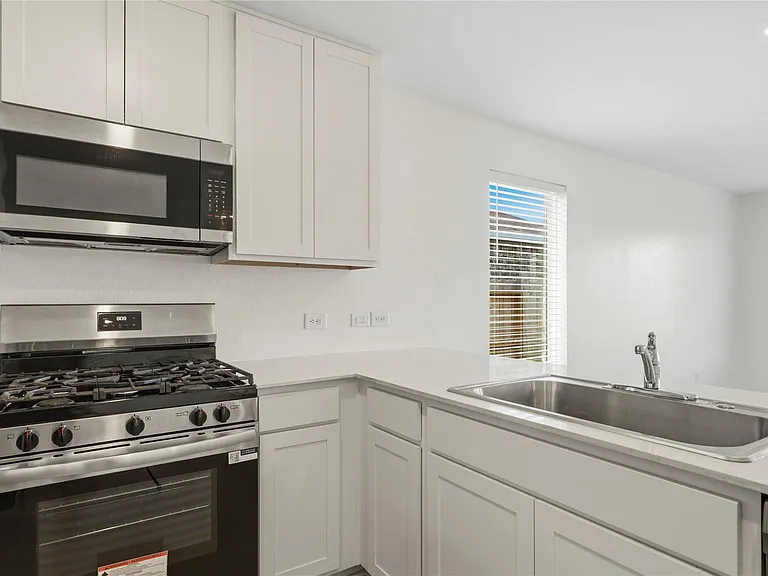 9323 Speckled Trout Dr — Photo 8