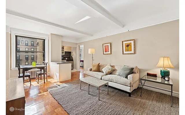 Sold by Douglas Elliman | media 8