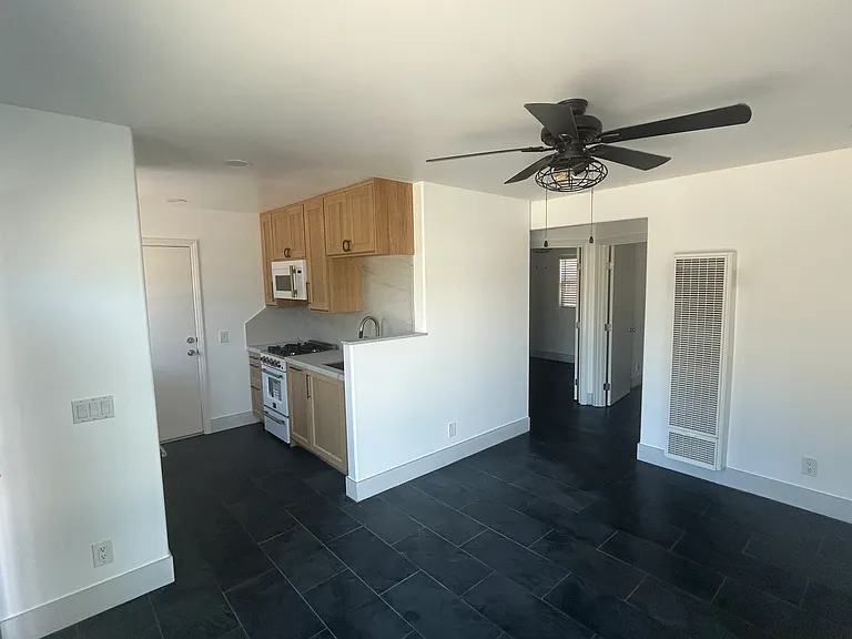 3705 Sunset Ln — Photo 8