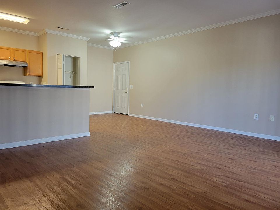 1st image of 60 Hunt Club Dr APT 312