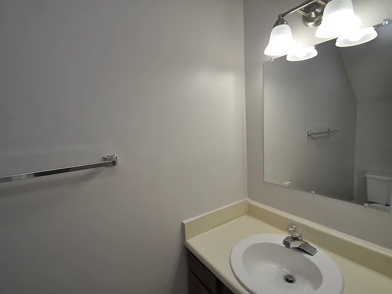109 Misty Ct — Photo 13
