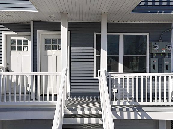 2nd image of 705 Arctic Ave