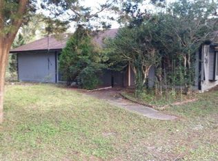 9210 Hillis St, Houston, TX 77028