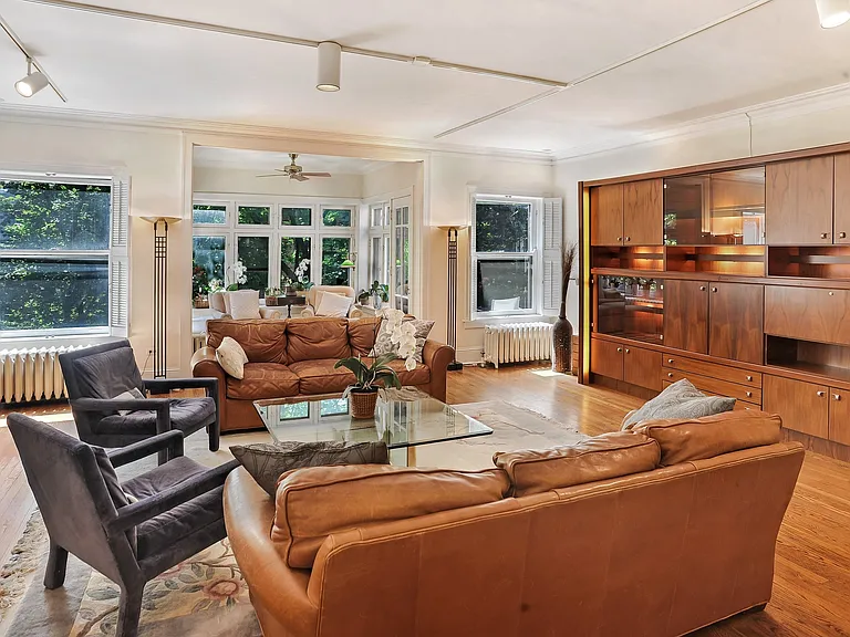 2737 N Hampden Ct #3 — Photo 3