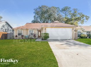 7985 Amandas Crossing Dr E, Jacksonville, FL 32244