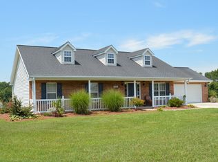 6391 Sullivantown Rd, Walkertown, NC 27051