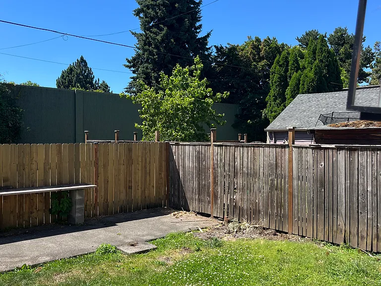 3619 N Missouri Ave — Photo 28