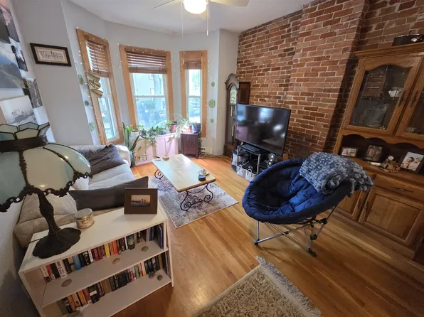 25 Watson St #1, Cambridge, MA 02139