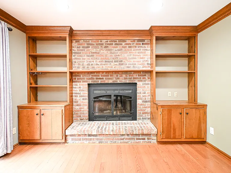 5959 Shallow Creek Dr — Photo 16